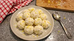 Tartufini al limone: Ricotta-Kokos-Truffes ohne Backen – schnell gemacht