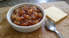 Apfel-Chutney selber einkochen: fruchtig-scharf und perfekt zu Käse & Apéro