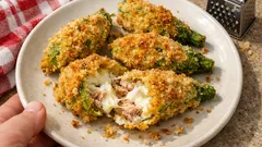 Gefüllte Zucchettiblüten aus dem Ofen – knusprig paniert, mit Ricotta, Thon und Zitrone