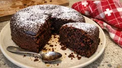 Schoggi-Kaffee-Torte mit Espresso: saftig, schnell gerührt und immer gelingsicher