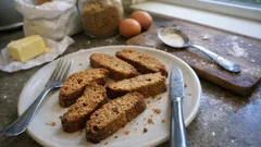 Butterfreie Biscotti mit braunem Zucker – knusprige Tunk-Guetzli zum Kaffee