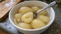 Pere sciroppate: Birnen im klaren Sirup – einfach gemacht und vielseitig serviert