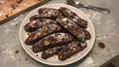 Knusprige Schoko-Baumnuss-Biscotti ohne Butter – schnell zusammengerührt und fein zum Kaffee