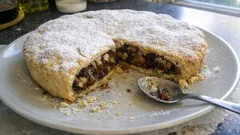 Spongata backen: italienische Honig‑Nusstorte mit knusprigem Mürbeteig