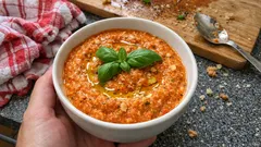 Cremiges Pomodorini-Pesto in 10 Minuten – fruchtig, nussig und ganz ohne Kochen